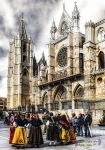 Catedral y Tradicion. Leon. Espania Reducc.jpg